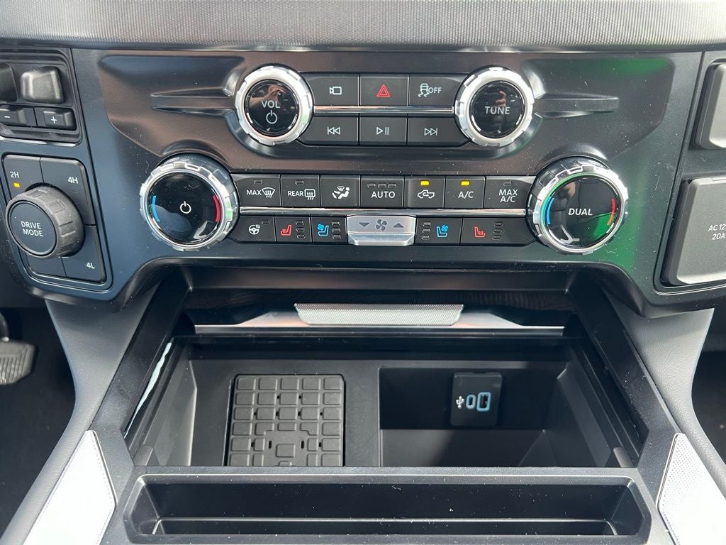 2025 Ford F-350 Platinum DRW