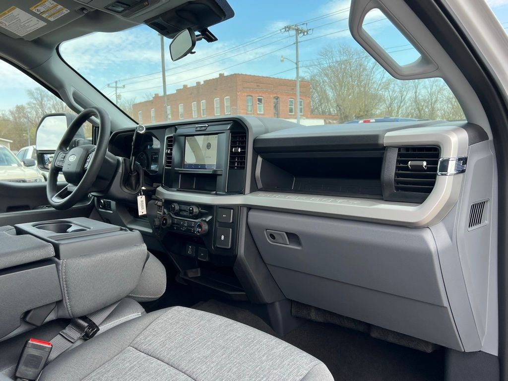 2026 Ford F-350 XL DRW