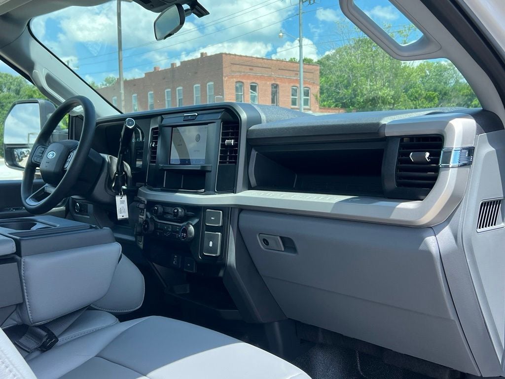 2026 Ford F-350 XL DRW
