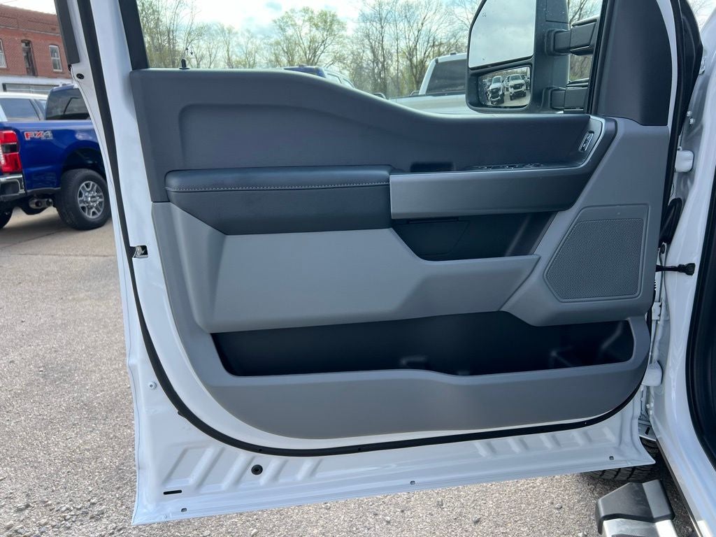 2026 Ford F-350 XL DRW