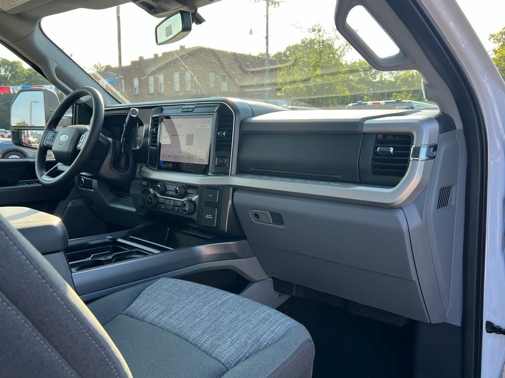 2026 Ford F-350 XLT DRW