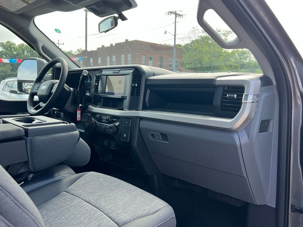 2026 Ford F-350 XL DRW