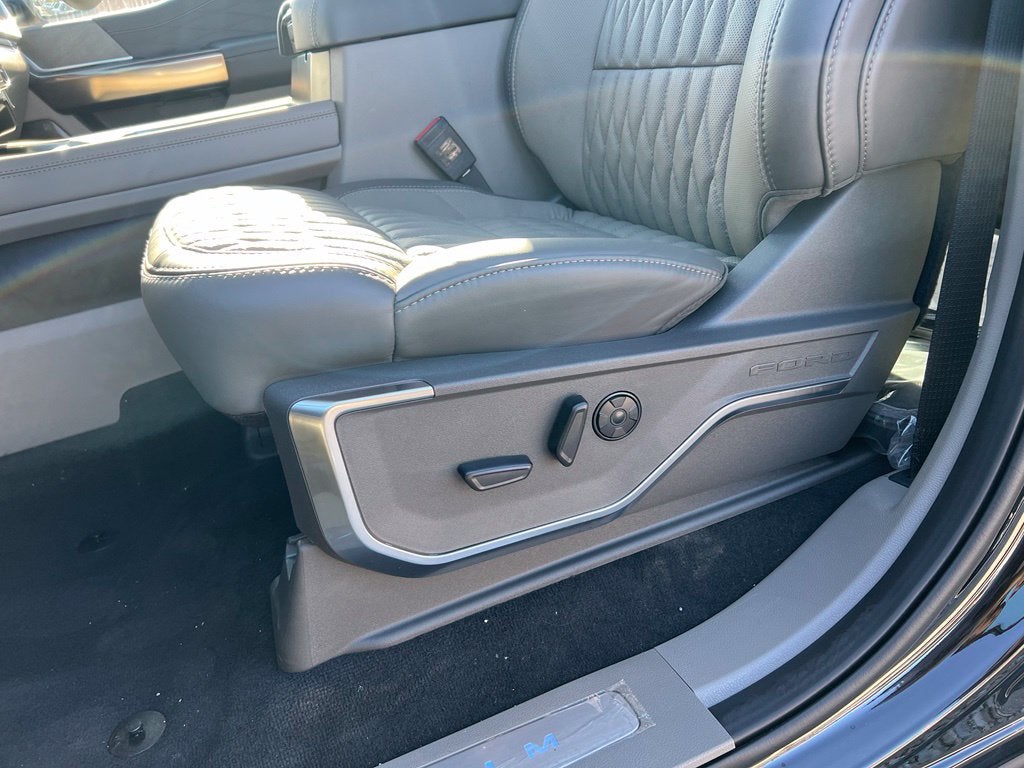 2027 Ford F-450 Platinum DRW