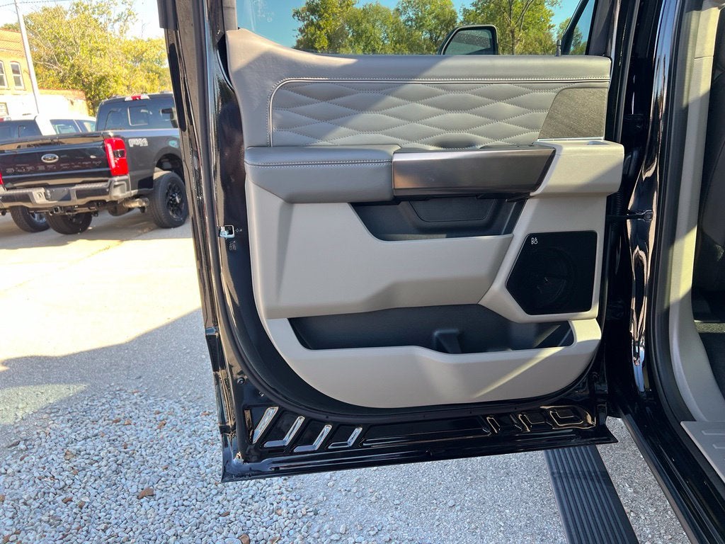 2027 Ford F-450 Platinum DRW