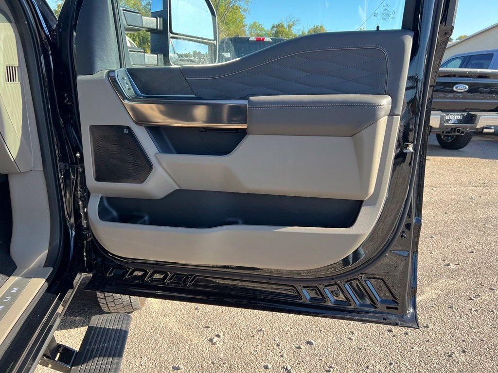 2027 Ford F-450 Platinum DRW