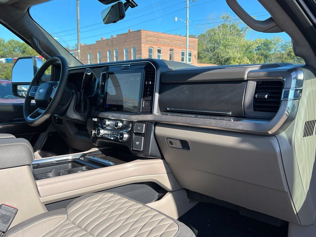 2027 Ford F-450 Platinum DRW
