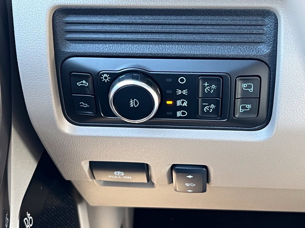 2027 Ford F-450 Platinum DRW