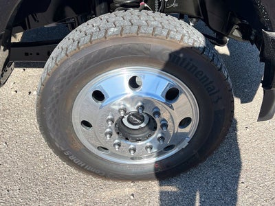 2027 Ford F-450 Platinum DRW