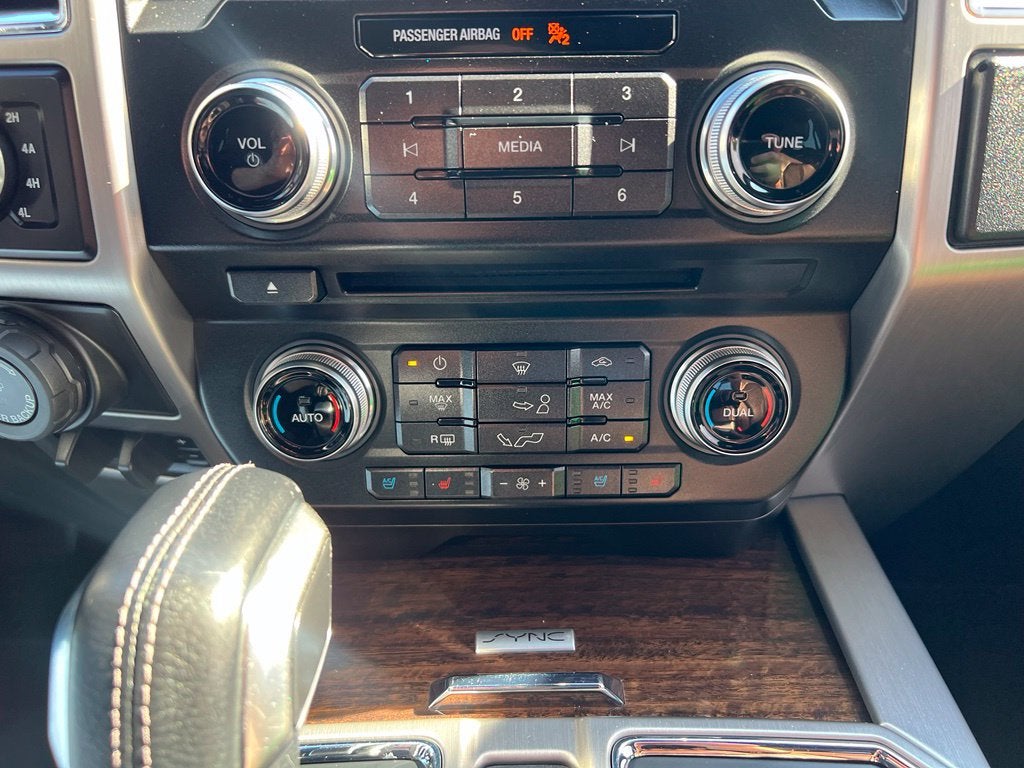 2016 Ford F-150 Platinum
