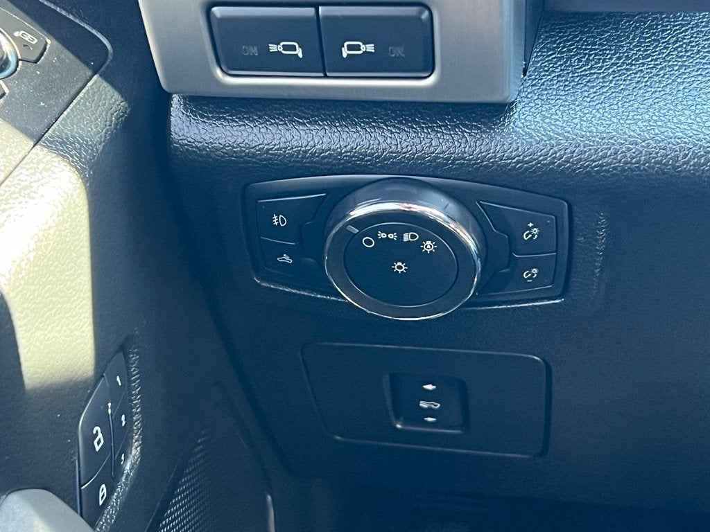 2016 Ford F-150 Platinum