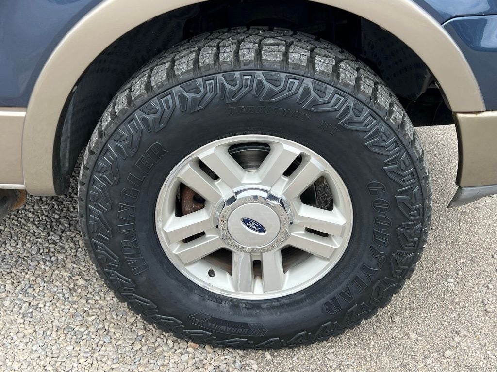 2004 Ford F-150 Lariat