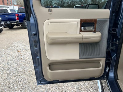 2004 Ford F-150 Lariat