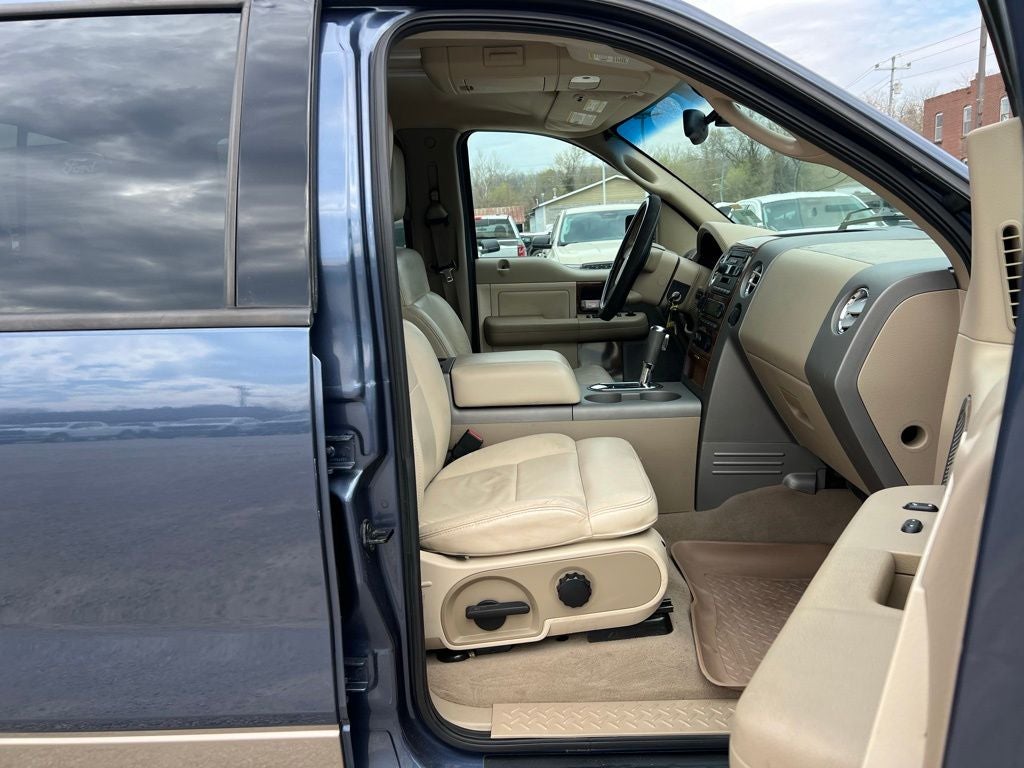 2004 Ford F-150 Lariat