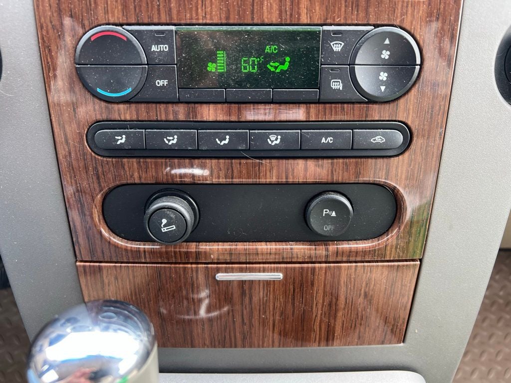 2004 Ford F-150 Lariat