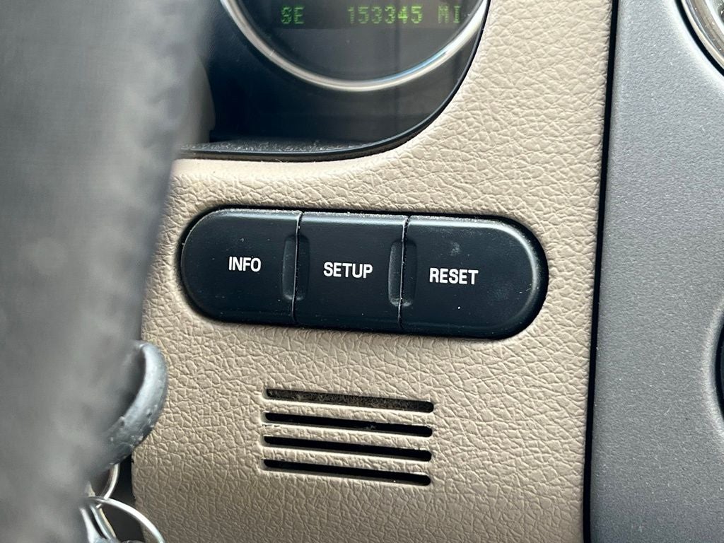 2004 Ford F-150 Lariat