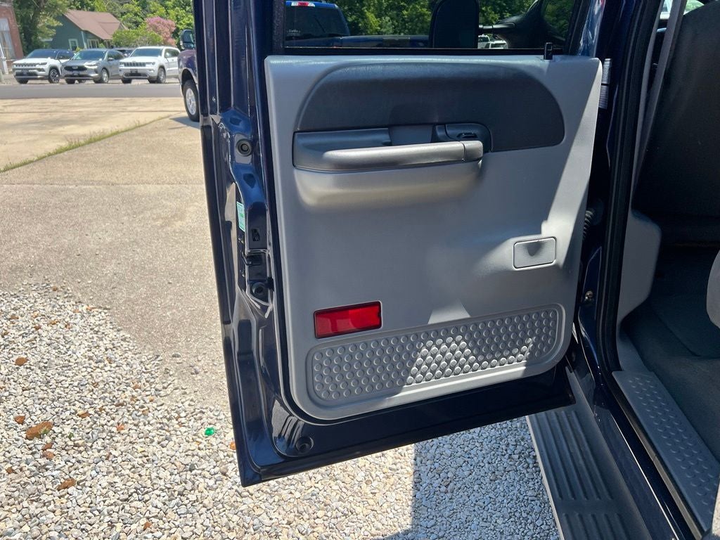 2002 Ford F-350 XLT DRW