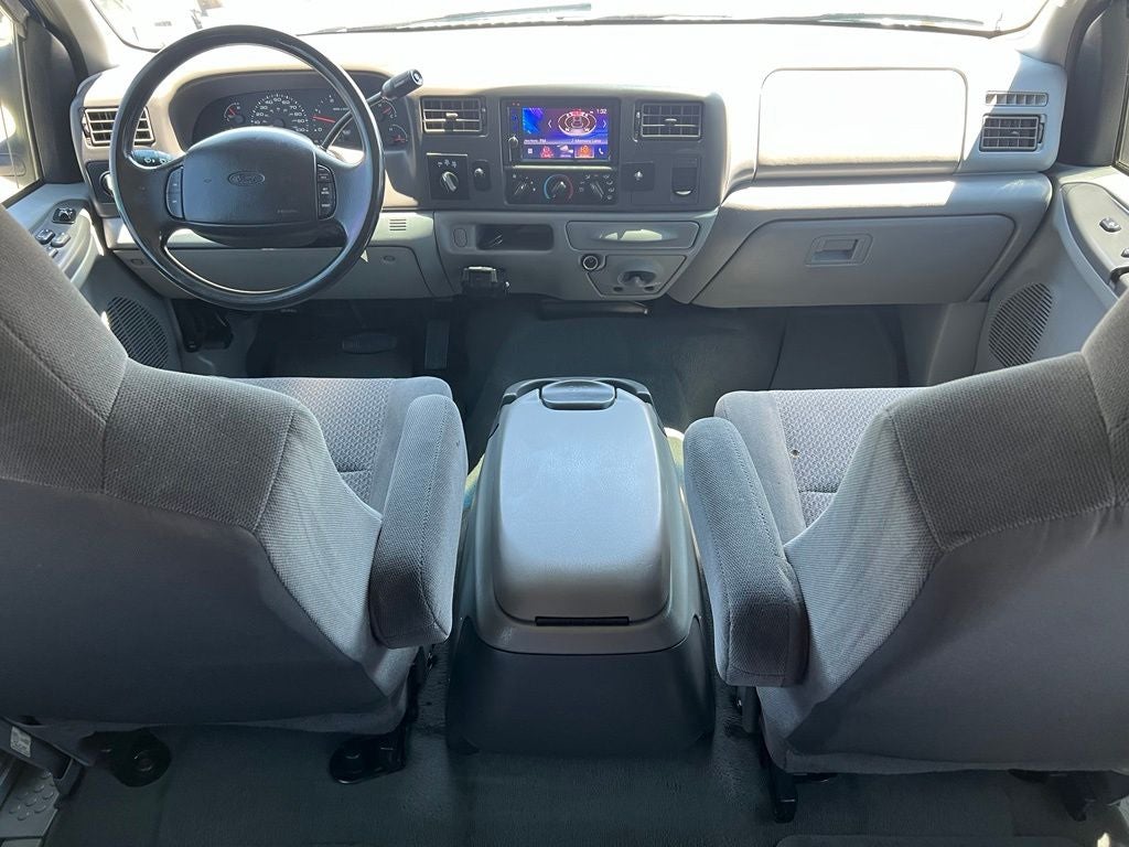 2002 Ford F-350 XLT DRW