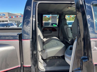 2002 Ford F-350 Lariat DRW