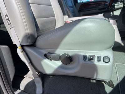 2002 Ford F-350 Lariat DRW