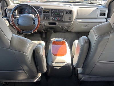2002 Ford F-350 Lariat DRW