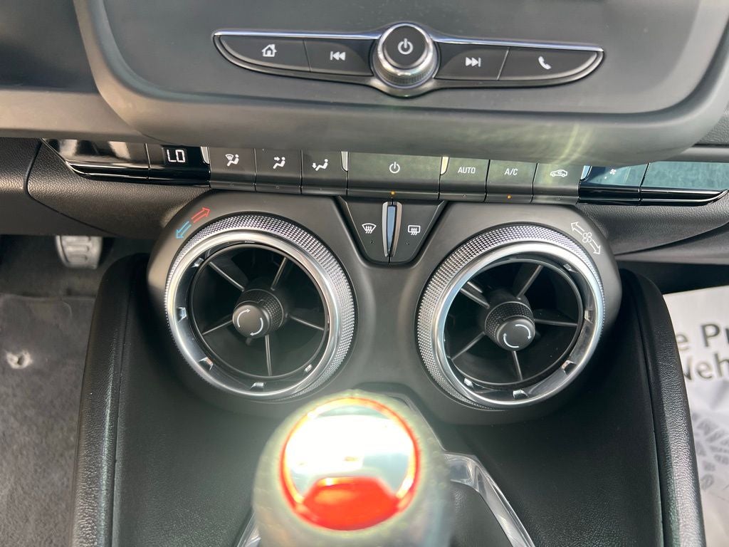 2022 Chevrolet Camaro LT1