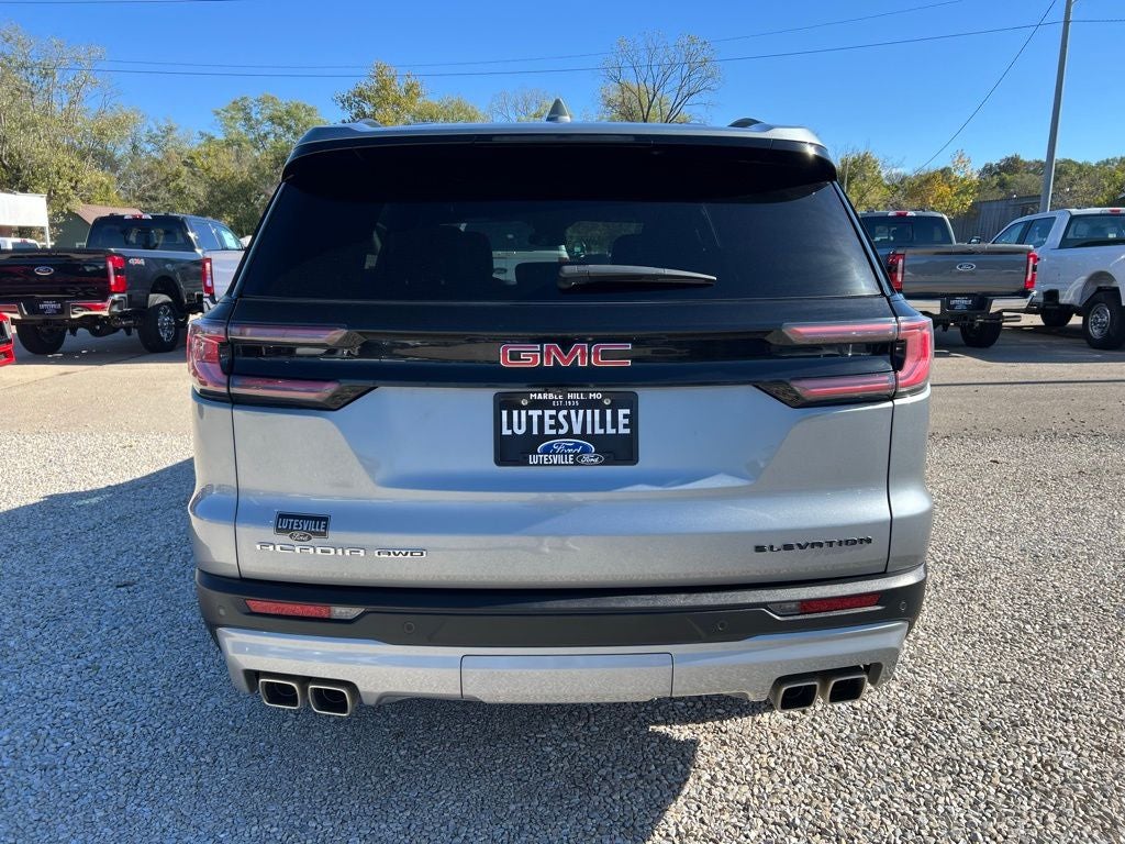 2024 GMC Acadia Elevation