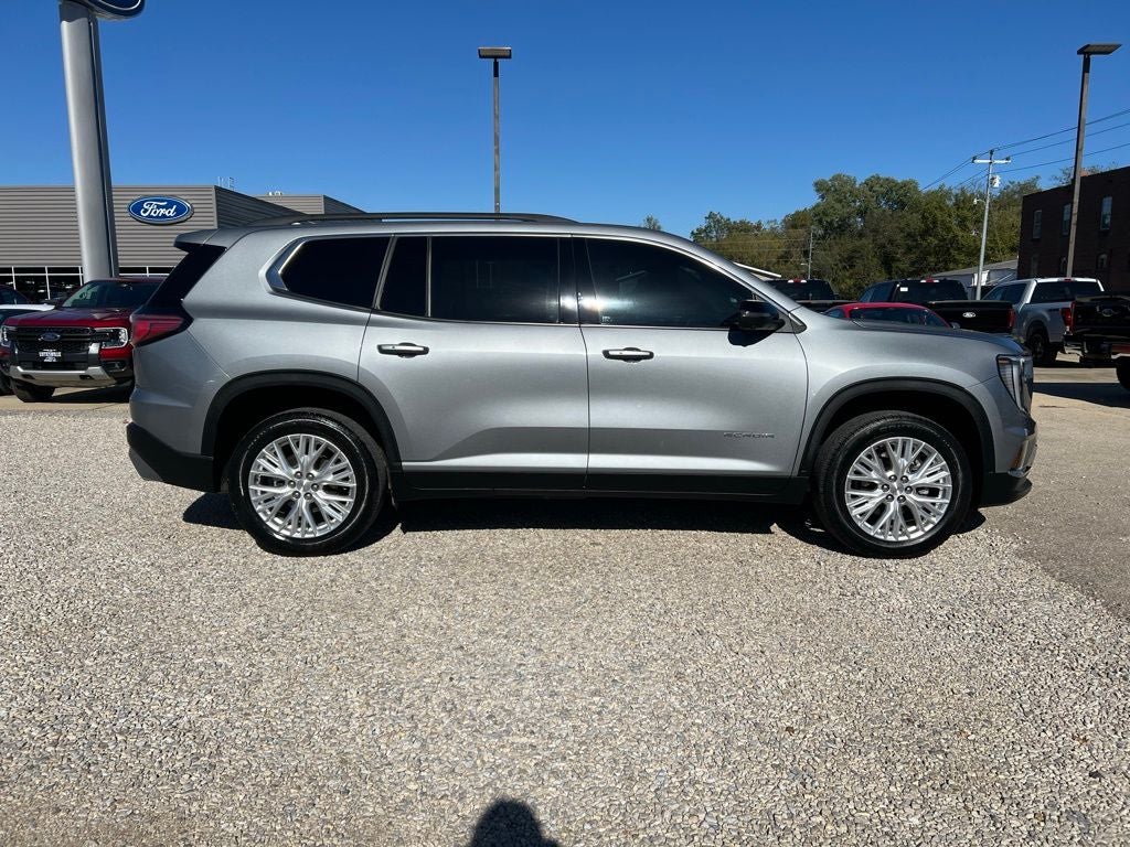2024 GMC Acadia Elevation