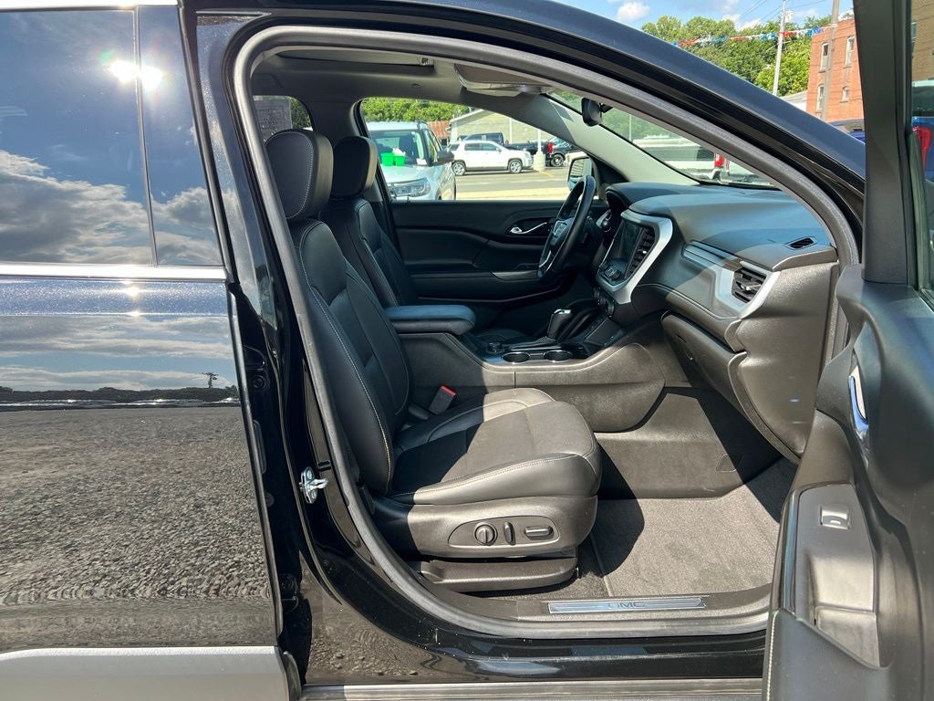 2017 GMC Acadia SLT-1