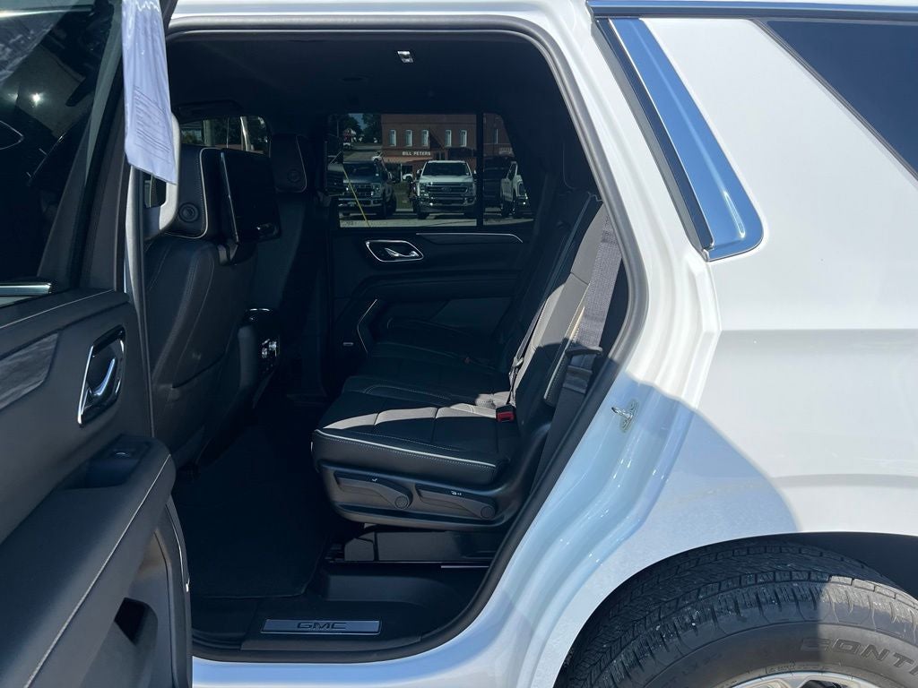 2024 GMC Yukon SLT