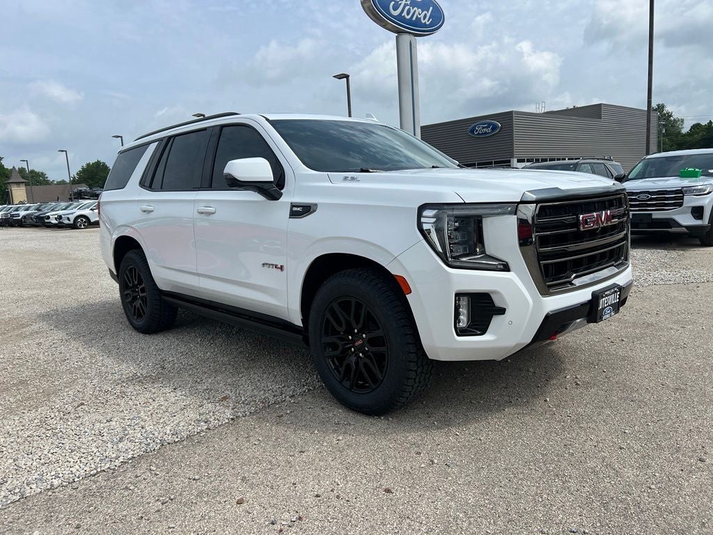 2023 GMC Yukon 4WD AT4's photo