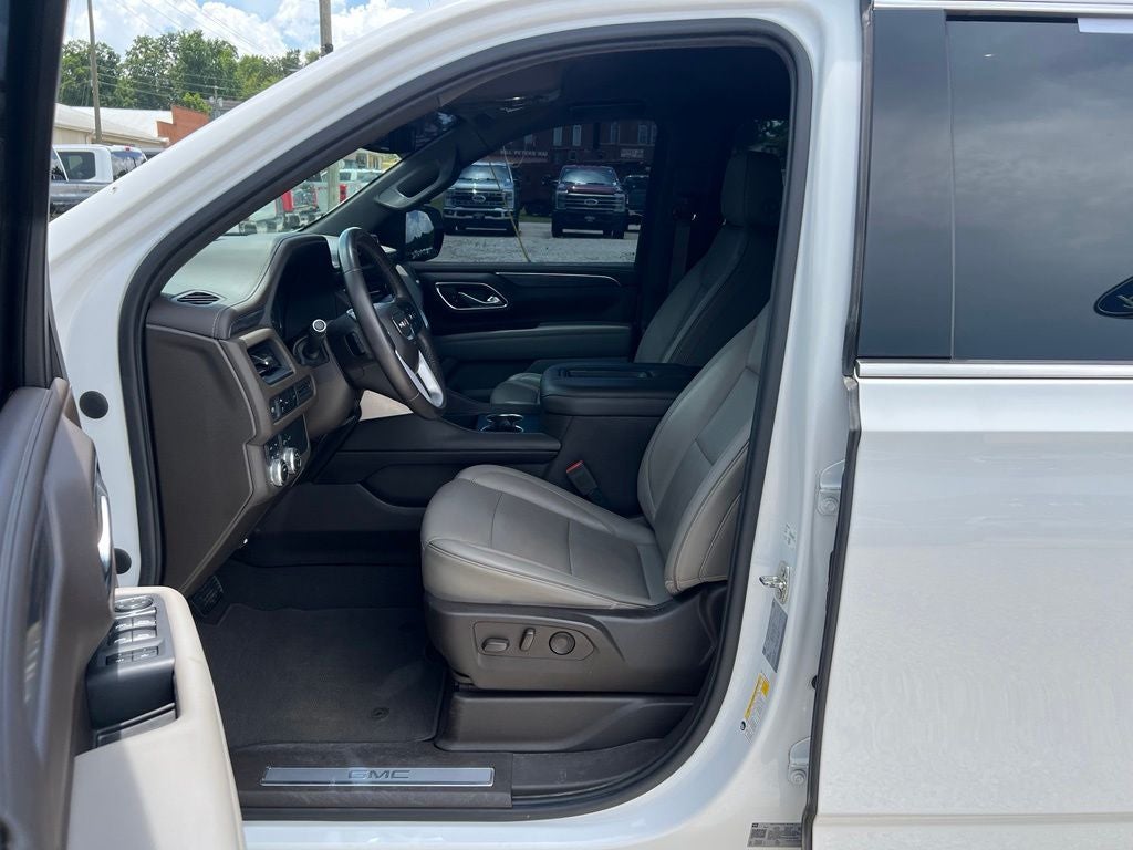 2021 GMC Yukon XL SLT