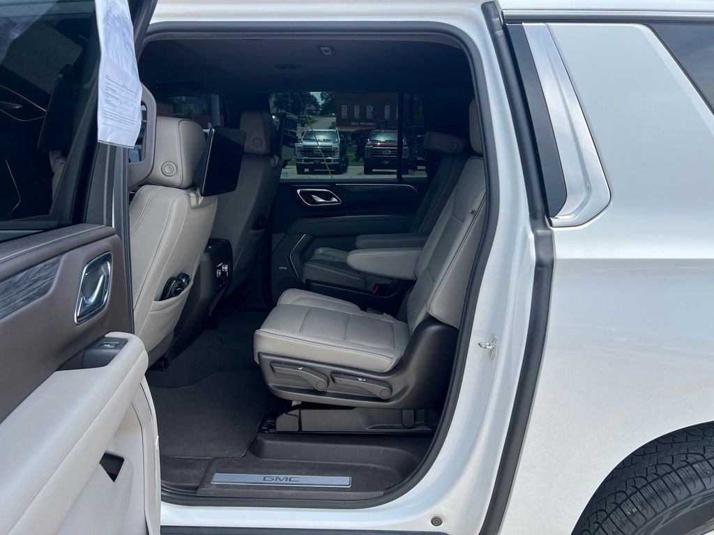 2021 GMC Yukon XL SLT