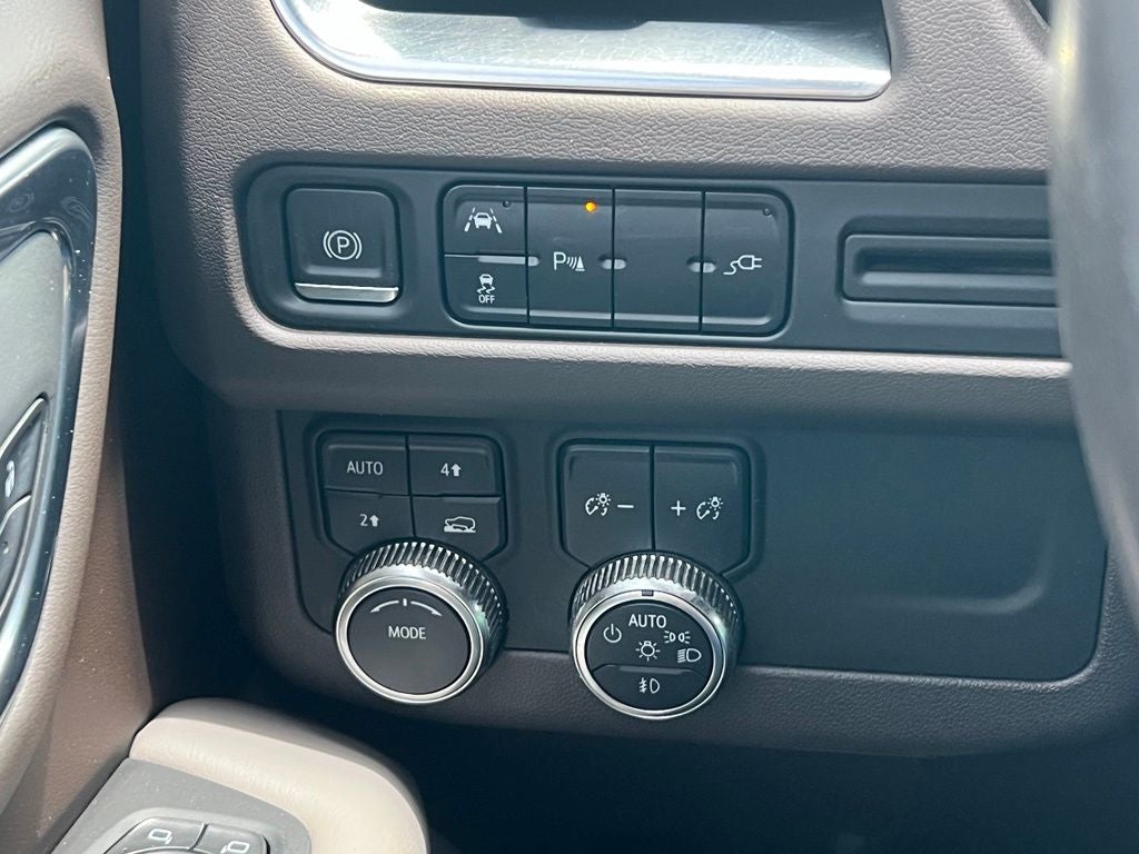 2021 GMC Yukon XL SLT
