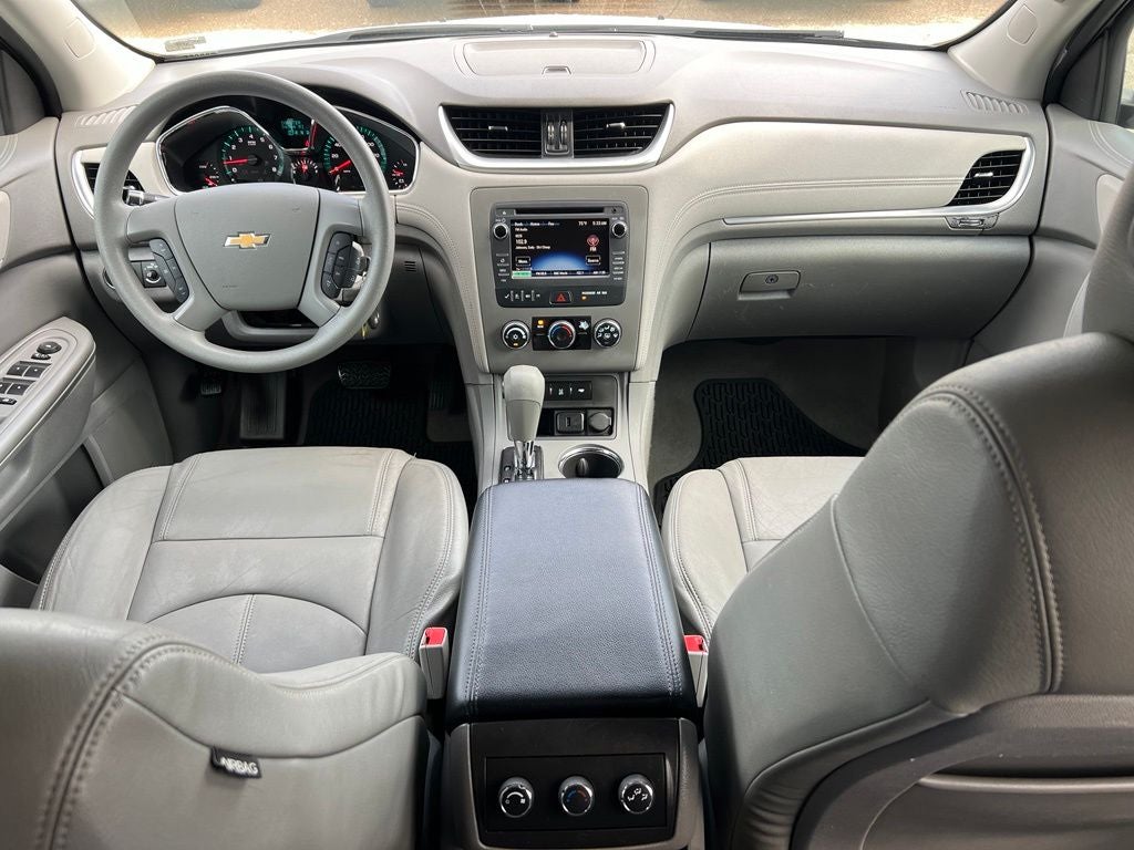 2017 Chevrolet Traverse LS
