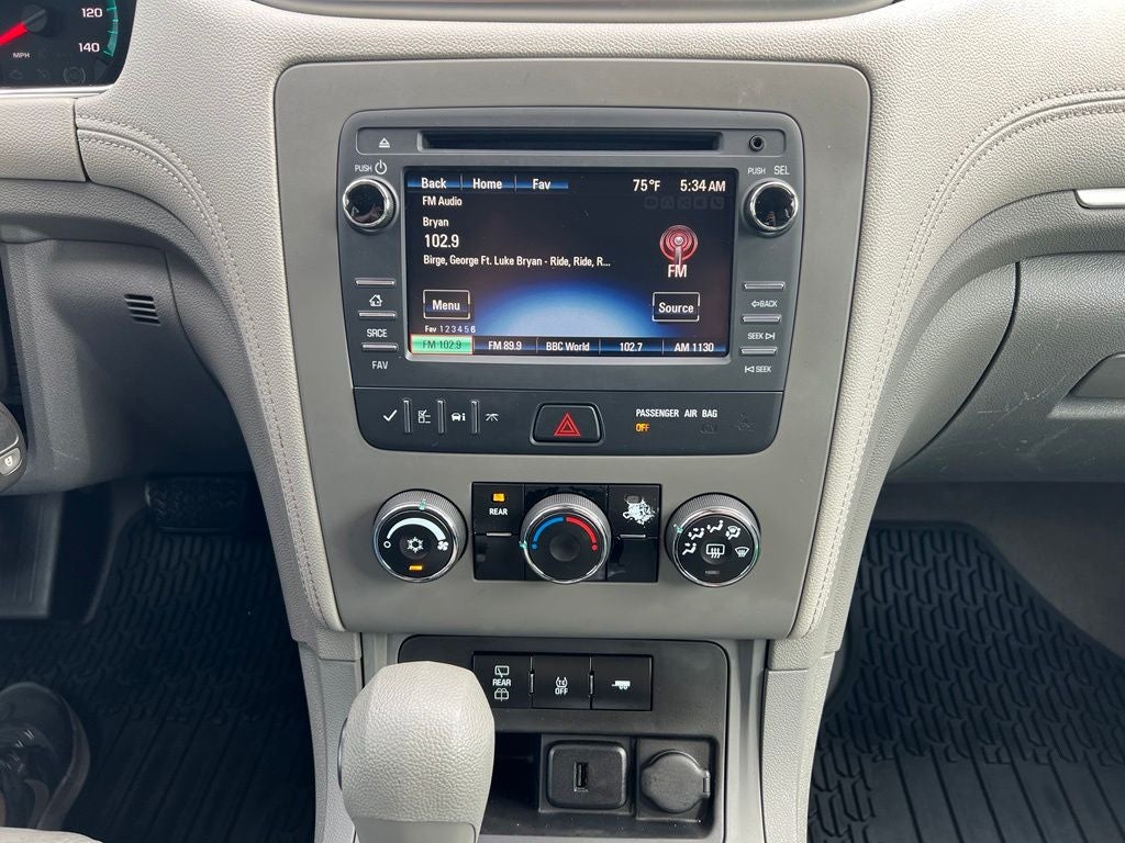 2017 Chevrolet Traverse LS
