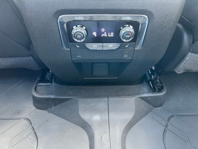 2025 Chevrolet Suburban LT