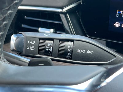 2025 Chevrolet Suburban LT