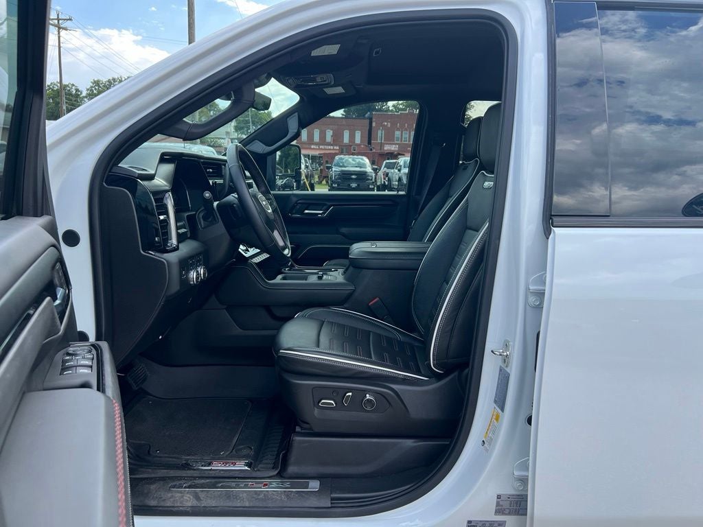 2025 GMC Sierra 2500HD AT4X