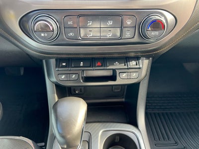 2022 GMC Canyon AT4 w/Cloth