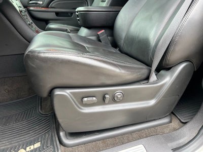 2010 Cadillac Escalade Luxury