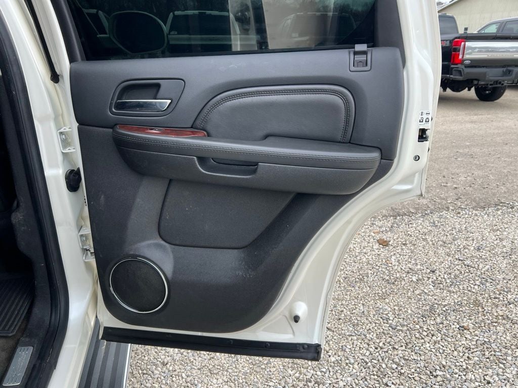 2010 Cadillac Escalade Luxury