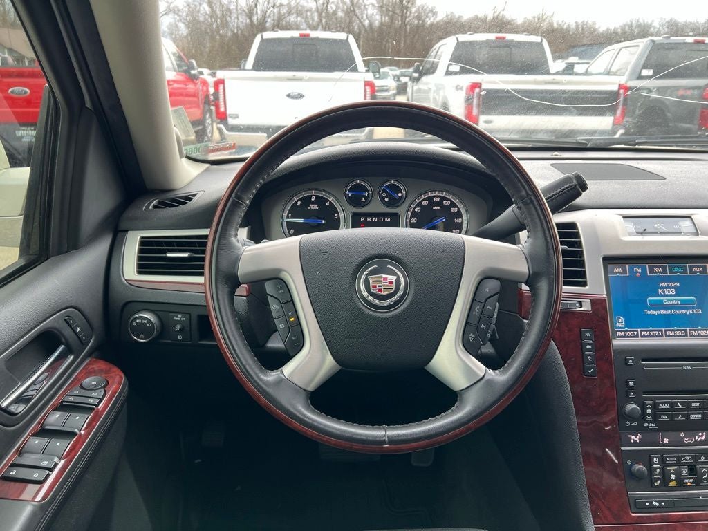 2010 Cadillac Escalade Luxury