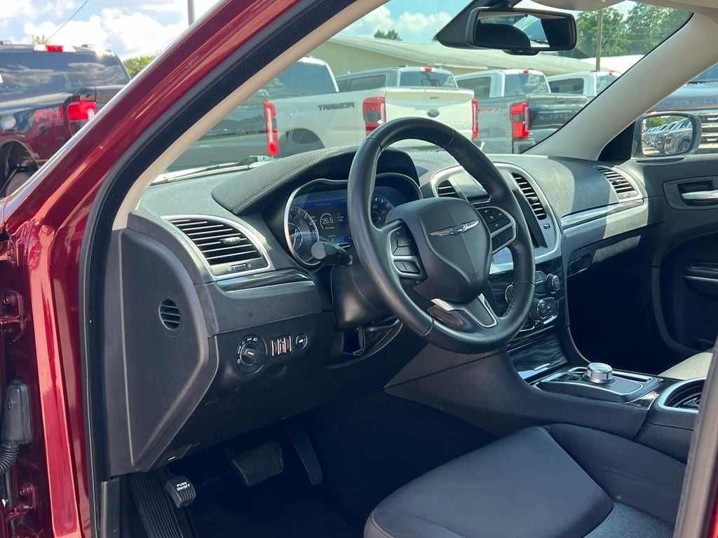 2021 Chrysler 300 Touring