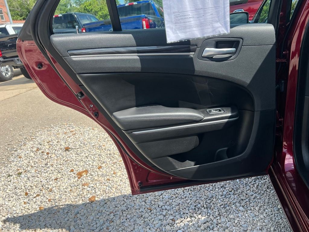 2021 Chrysler 300 Touring