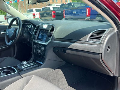 2021 Chrysler 300 Touring
