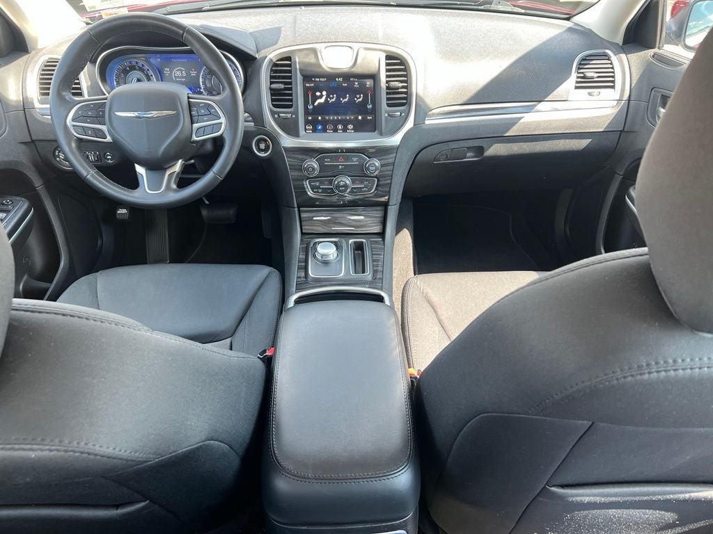 2021 Chrysler 300 Touring