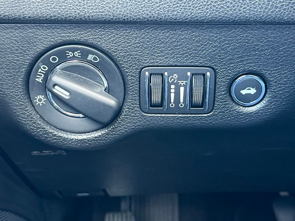 2021 Chrysler 300 Touring