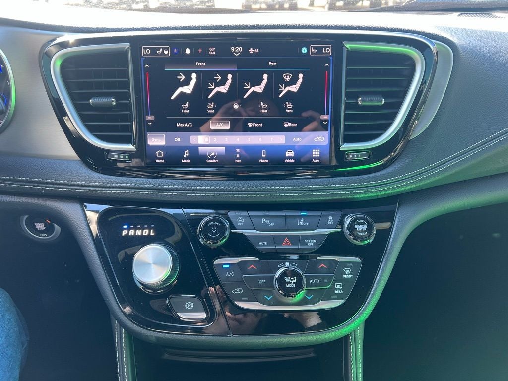 2024 Chrysler Pacifica Limited