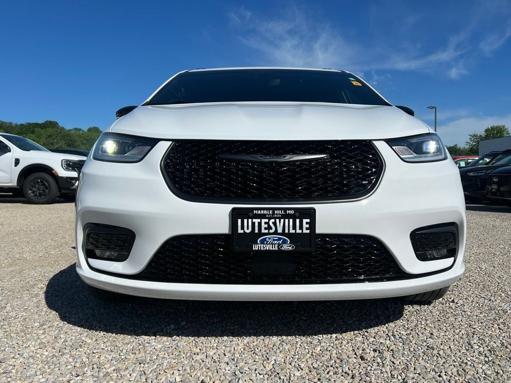 2024 Chrysler Pacifica Limited