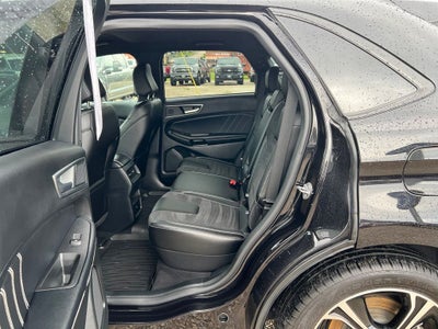 2022 Ford Edge ST